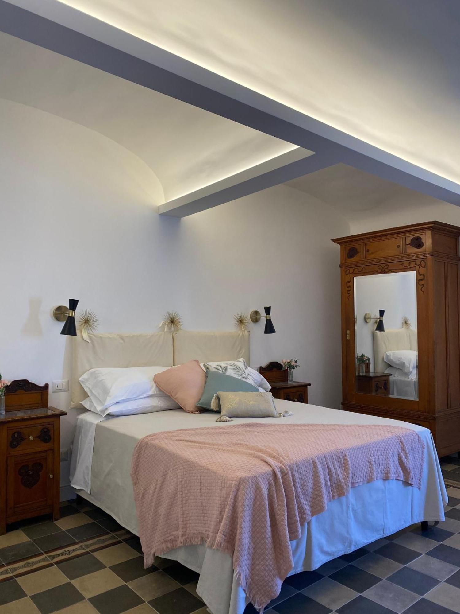 Dimora Dei Minoriti Bed & Breakfast CTA Exterior photo
