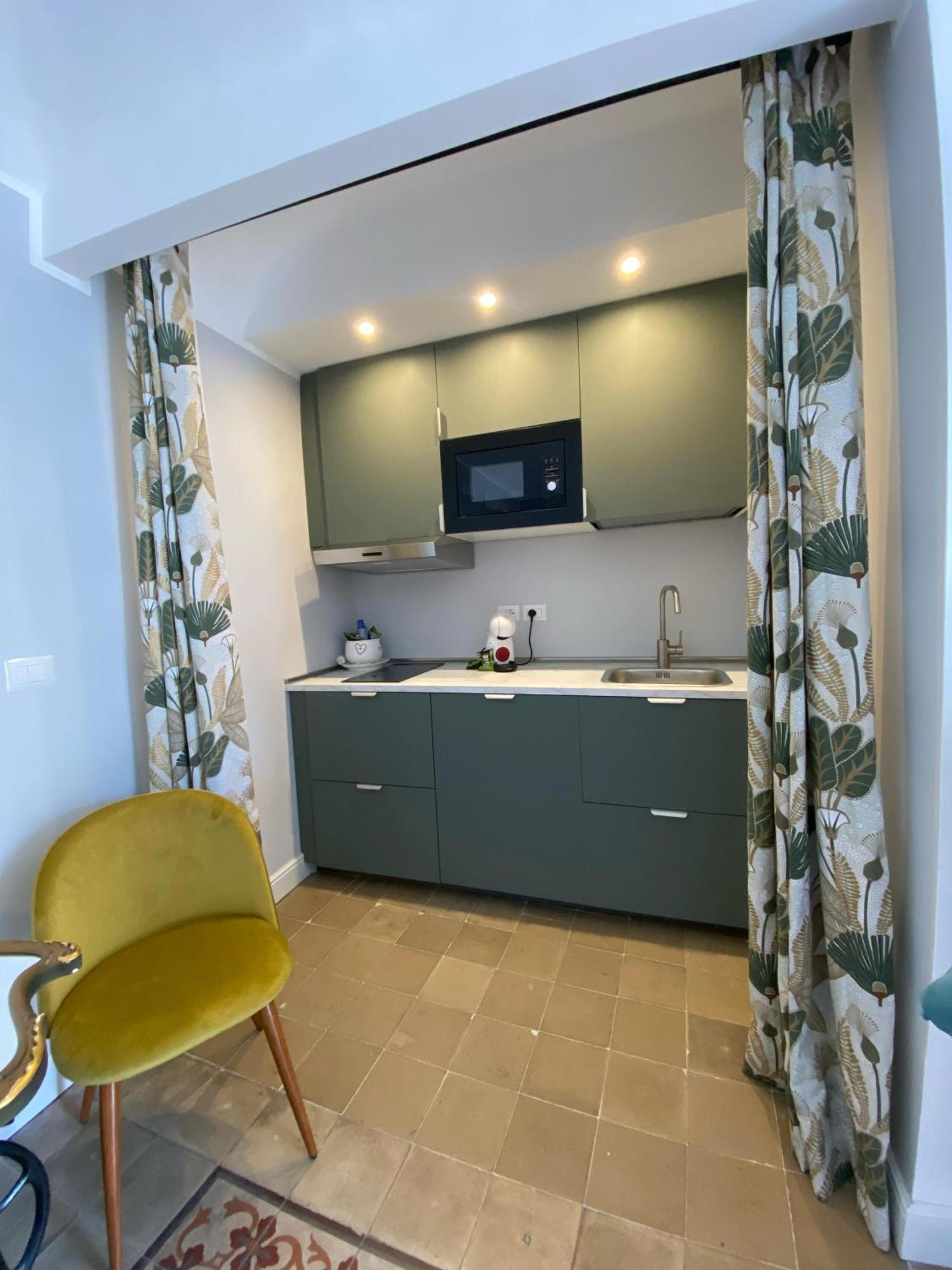 Dimora Dei Minoriti Bed & Breakfast CTA Exterior photo