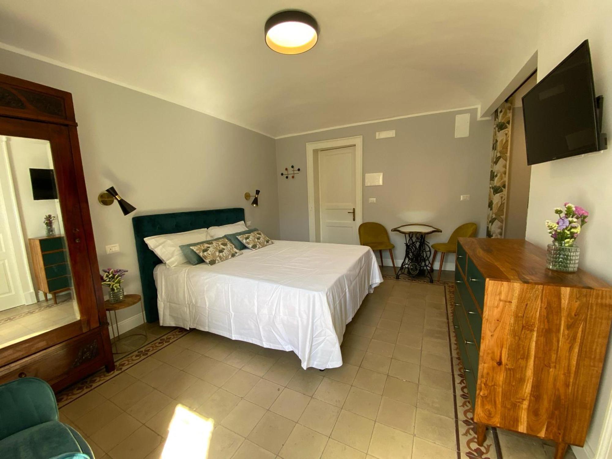 Dimora Dei Minoriti Bed & Breakfast CTA Exterior photo