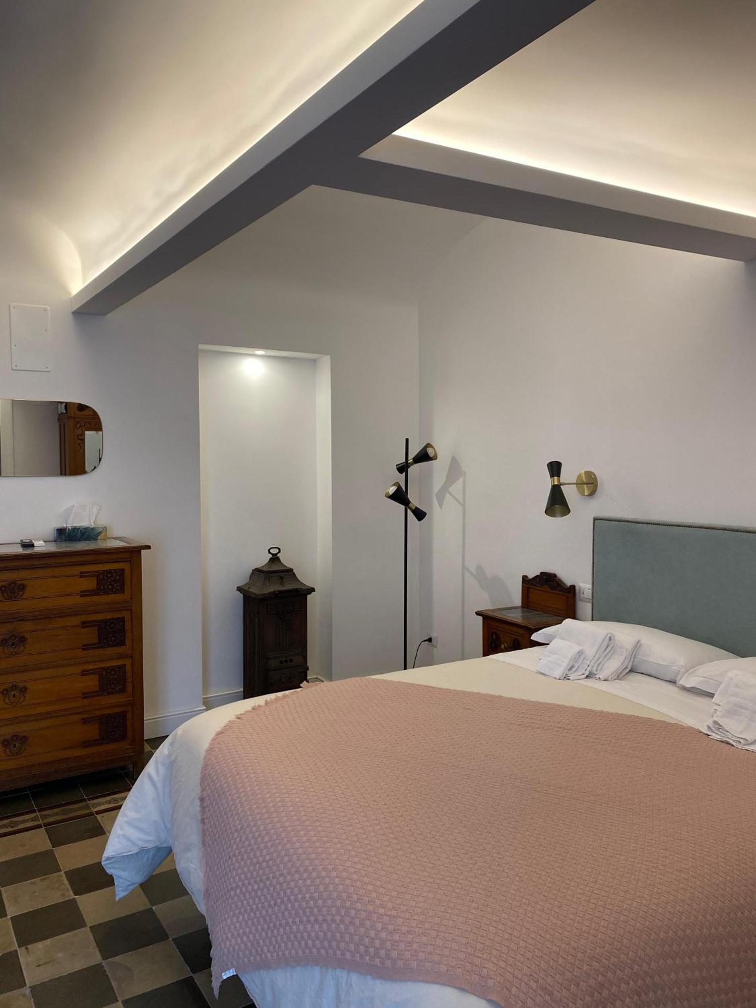 Dimora Dei Minoriti Bed & Breakfast CTA Exterior photo
